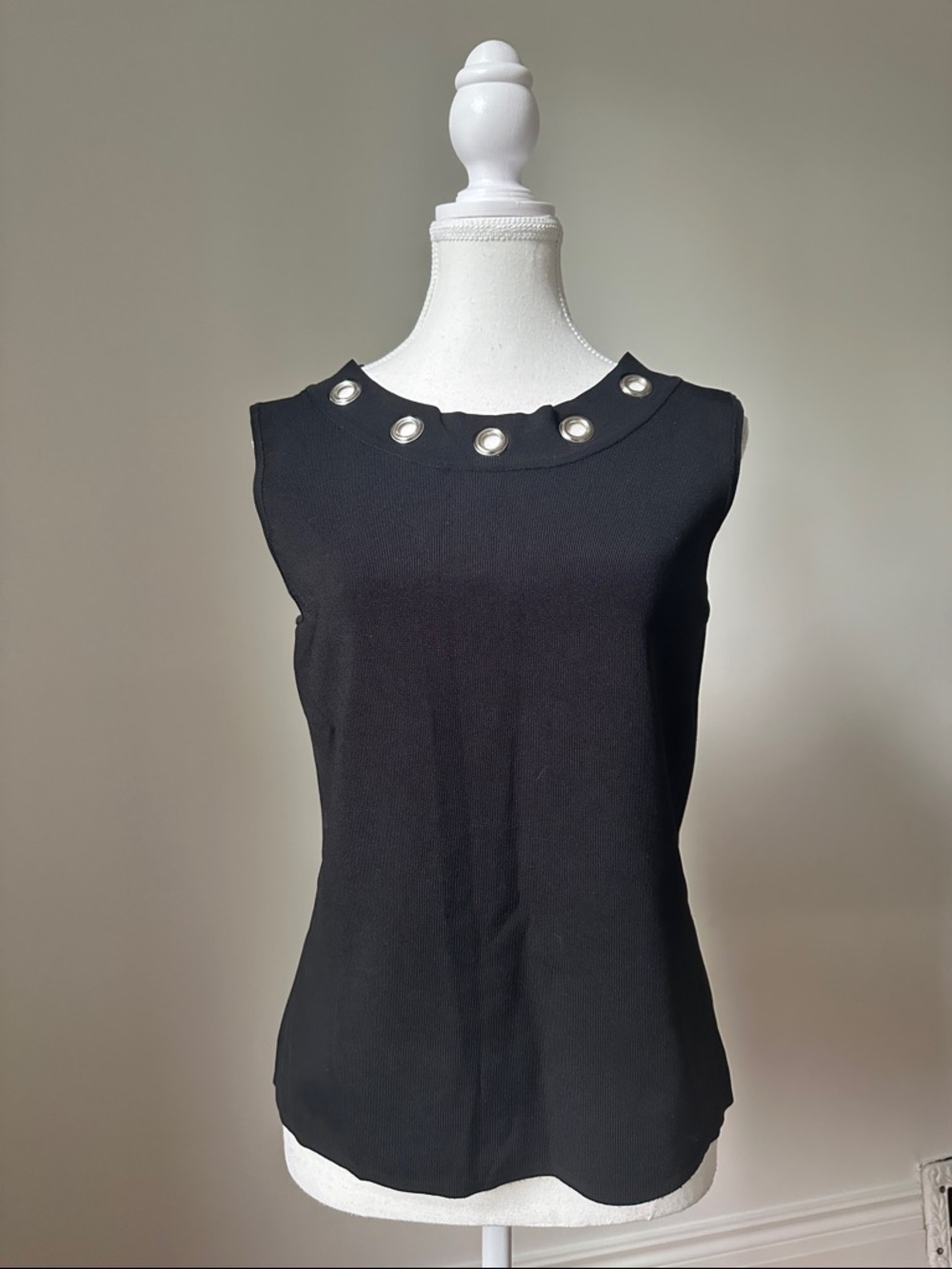 JESSICA Black Y2K Grommet Whimsigoth Punk Sleeveless Top Size Large